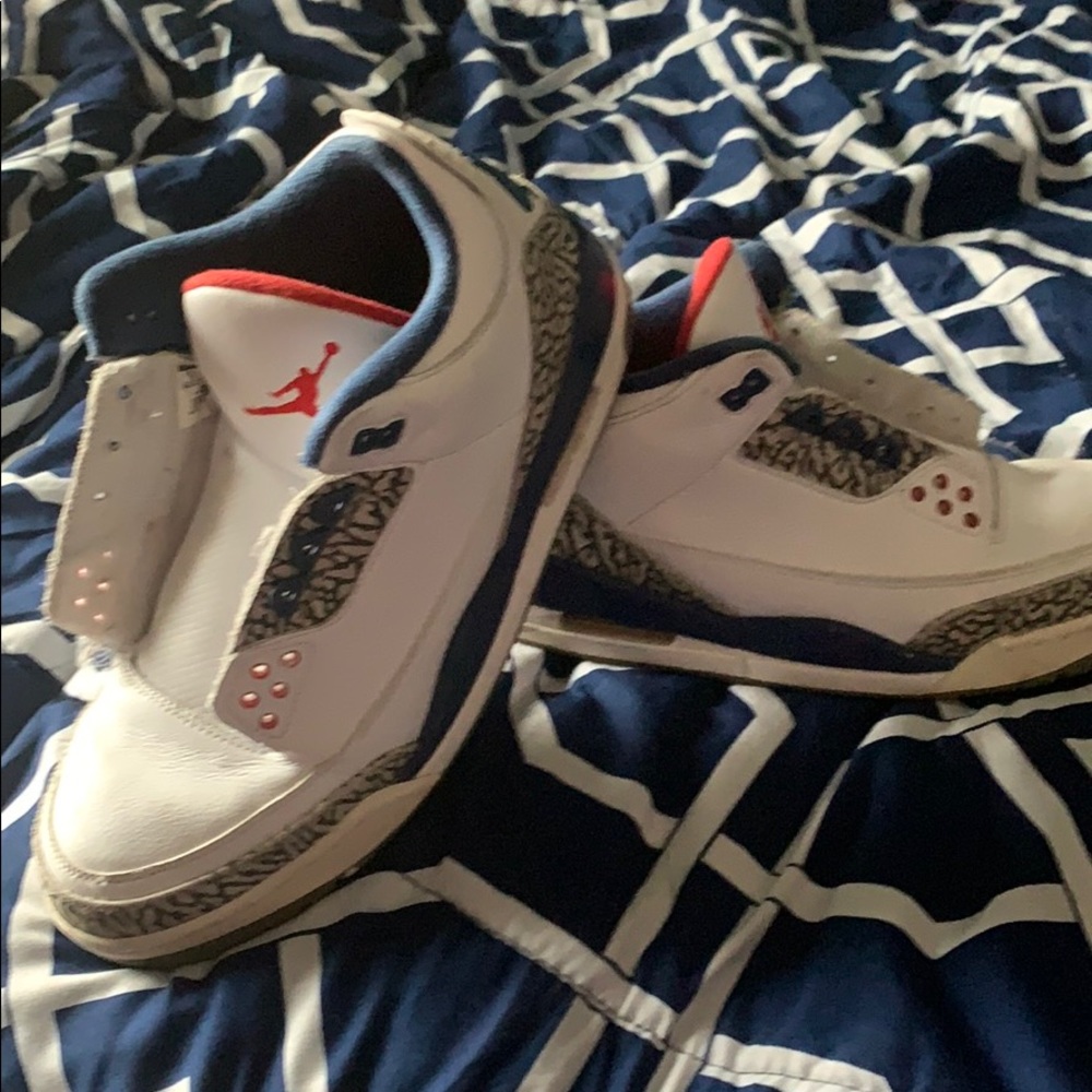 True blue 3s ((No laces))